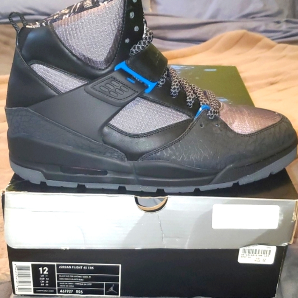 Brand New Jordan Flight 45 TRK